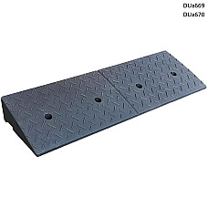 Голяма гумена рампа (подход) за бордюри, тротоари и прагове – DUa669 / DUa670